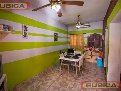 Casa en Venta con 1 cochera