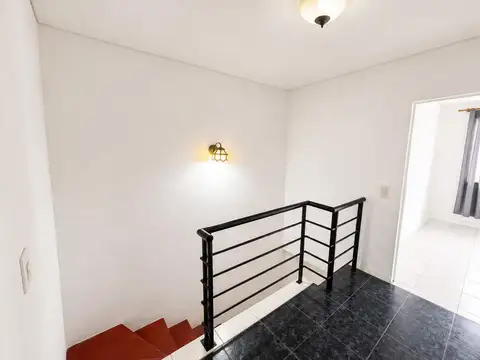 Depto Tipo Casa en Venta de 3 dormitorios
