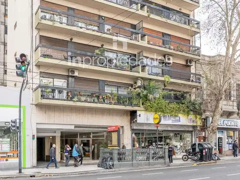 2 ambientes con patio apto profesional cocina independiente- VENTA