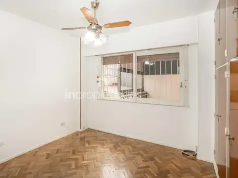 Avenida Corrientes al 4600