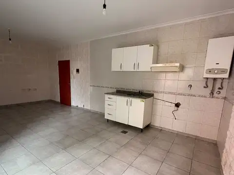 Rivadavia 5400, Piso 1