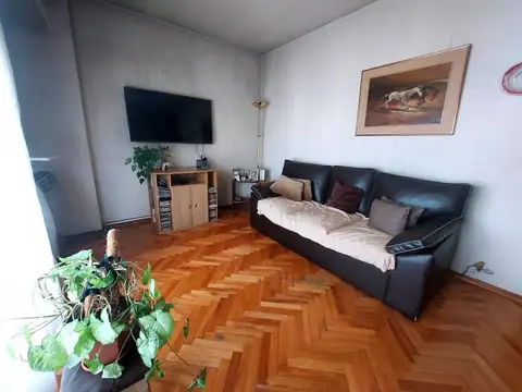 Departamento en Venta en Villa del Parque, USD 169.000