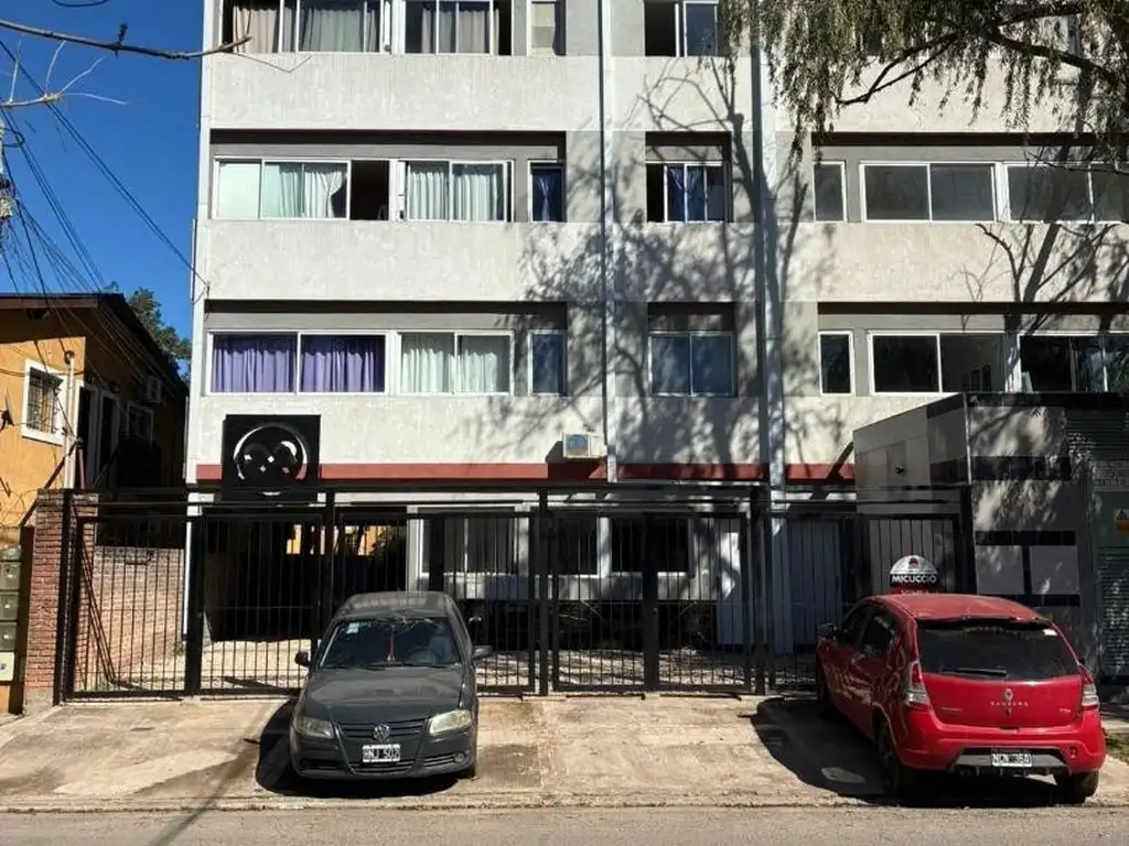 Boero 500, Piso 4