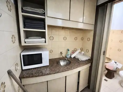 Local en Venta en Abasto, USD 162.000