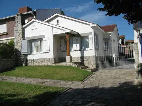 Venta casa 4 ambientes + Depto 2 amb,Punta Mogotes