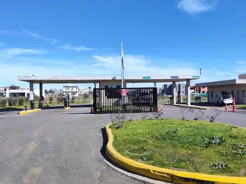 Terreno en Venta en Pilar Del Este, USD 46.000