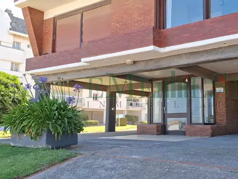 Departamento 5 ambientes con 2 baños