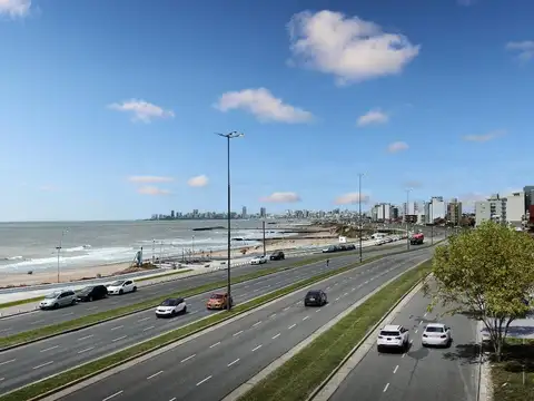 Felix U.Camet  al 2400