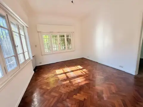 Casa en Alquiler 50 años