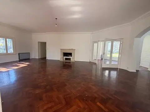 Casa en Alquiler en Martinez, USD 2.800