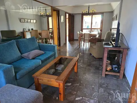 Depto Tipo Casa en Venta de 4 ambientes