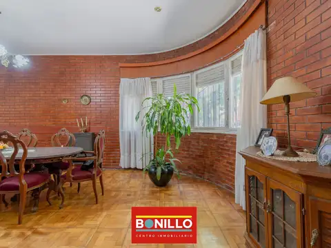 Casa 5 ambientes venta Villa Pueyrredón