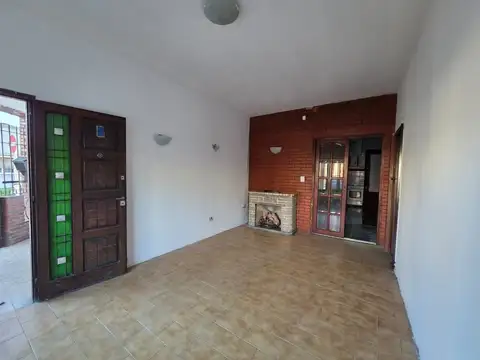Casa en Venta en Bernal Oeste, USD 75.000