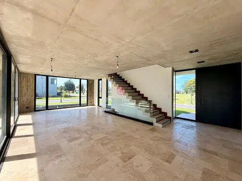 Casa en Venta en Lagoon Pilar, USD 780.000
