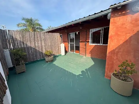Depto Tipo Casa en Venta de 3 ambientes