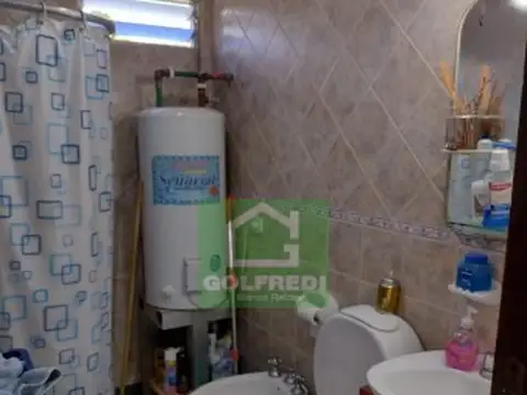 Terreno con dos casas en Benavidez