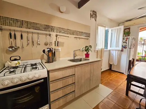 Fray Justo Sarmiento 400