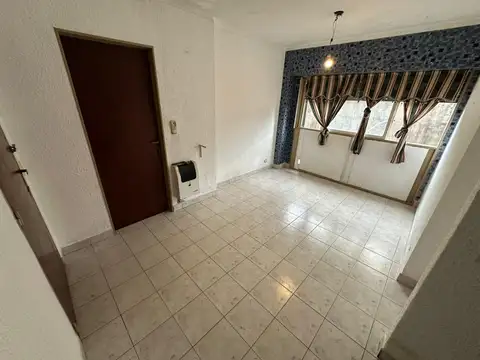 Alquiler de depto dos ambientes en Wilde Centro