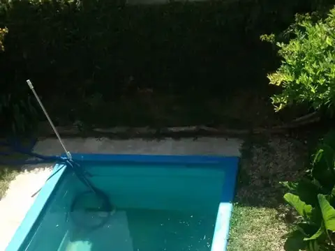 Venta Casa 2 Plantas 4 amb Jardín Piscina Tesei