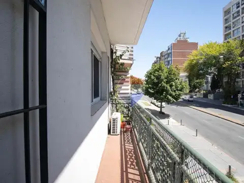 VENTA CASA 3 DORMITORIOS POCITOS CON BARBACOA