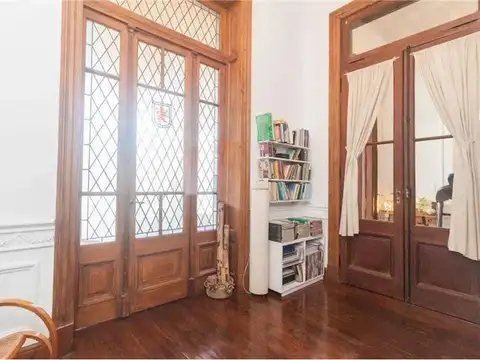 Depto Tipo Casa 4 ambientes con 3 baños