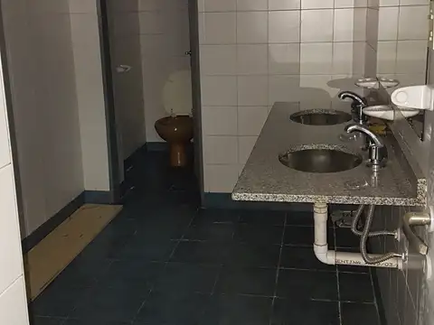 Excelente propiedad en zona industrial