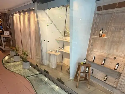 Local en Venta en San Nicolás, USD 1.100.000