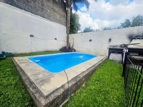 VENTA CASA 3 AMB VILLA BALLESTER PILETA TERRAZA