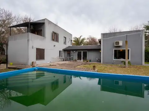 CASA EN VENTA VILLA ELISA 3 DORMITORIOS PILETA
