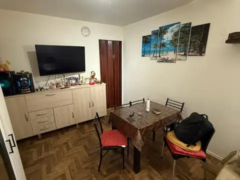 Venta departamento 2 ambientes muy buen estado.