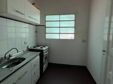 Talcahuano 600, Piso pb