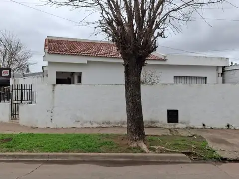 Casa en Venta en Capitán Bermudez, USD 80.000