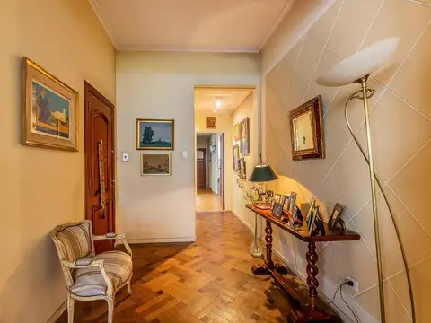 Departamento 7 ambientes con 3 baños