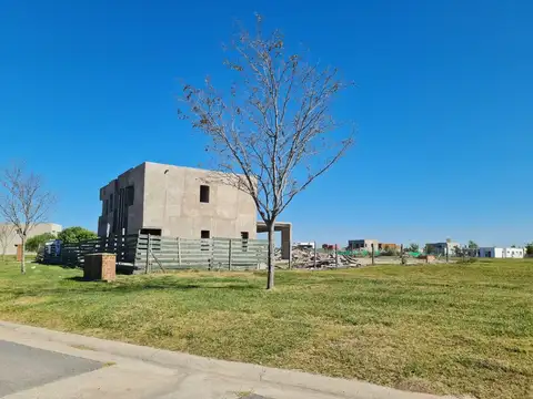 Venta de Casa 5 amb, en San Sebastián Área  5 100