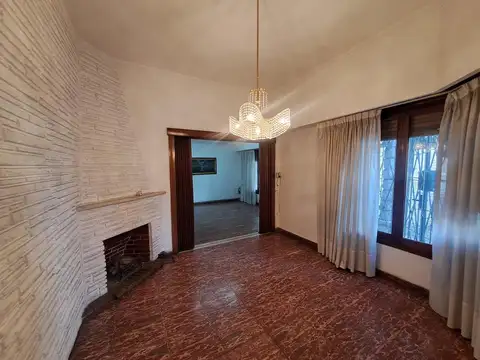 VENTA CASA 3 AMBIENTES VALENTIN ALSINA