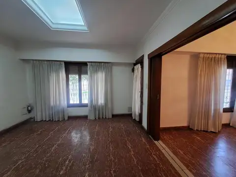 VENTA CASA 3 AMBIENTES VALENTIN ALSINA