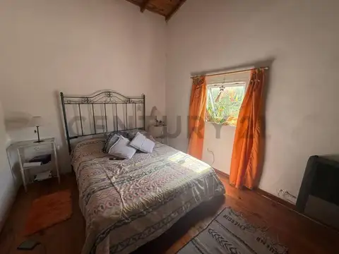 Chalet 2 ambientes con departamento 3 ambientes. Barrio Parque Camet