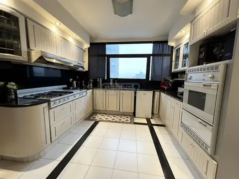 Departamento en Venta en San Nicolás, USD 520.000