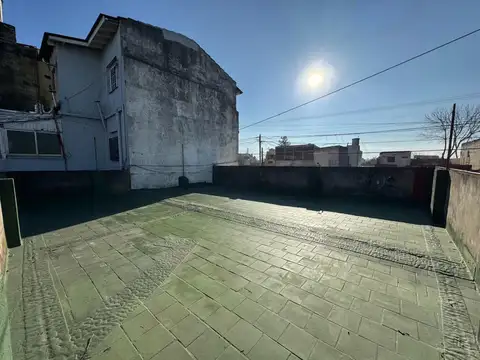 Depto Tipo Casa en Alquiler 40 años