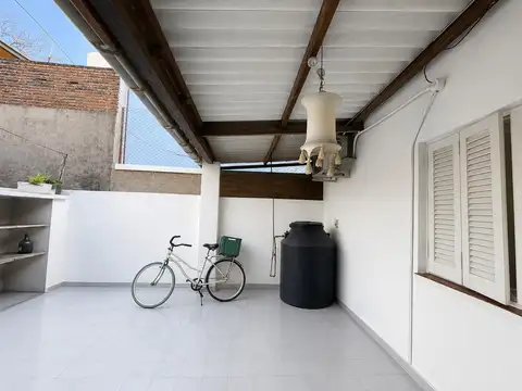 Depto Tipo Casa en Alquiler de 2 dormitorios