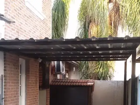Depto Tipo Casa en Venta en Villa Adelina, USD 125.000