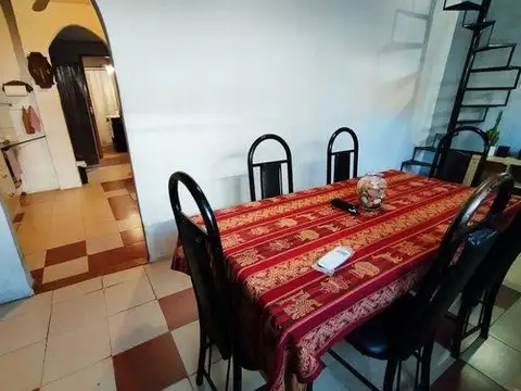 Depto Tipo Casa en Venta de 4 ambientes