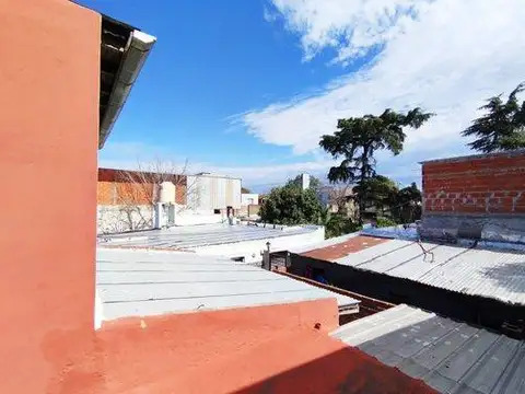 Depto Tipo Casa en Venta al Este