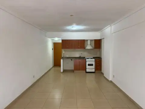 Departamento en Alquiler en Centro, $ 420.000