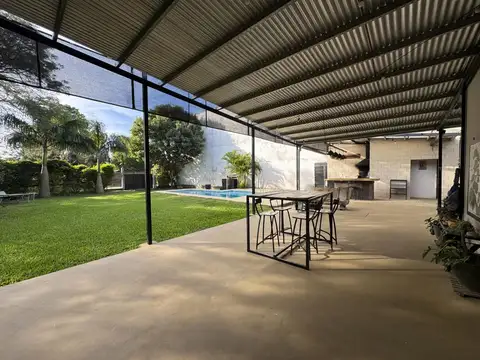 Casa 4 ambientes con 3 baños