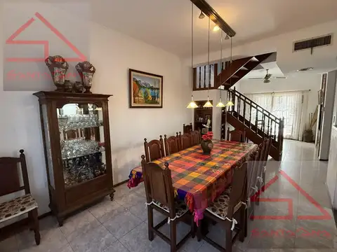 Casa en Venta en Ramos Mejía Sur, USD 240.000
