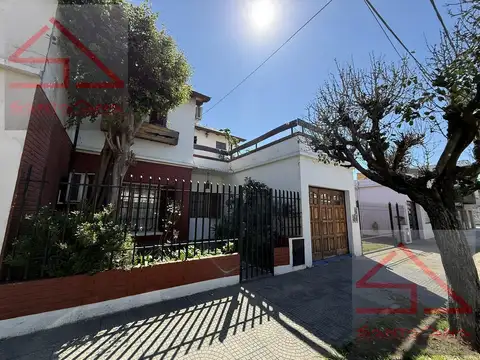 Venta Chalet  5 Amb. - Ramos Mejia