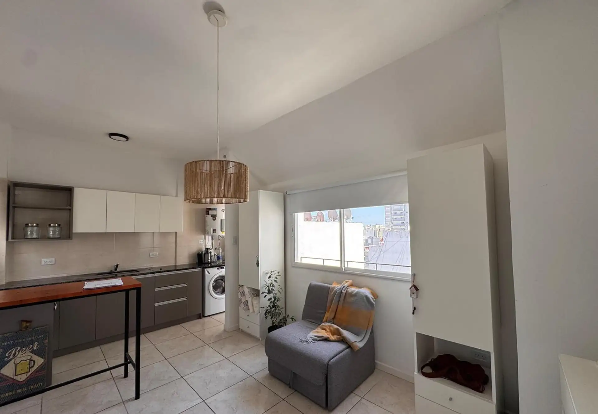 Depto 1 amb, 20m² reciclado con balcón — Microcentro