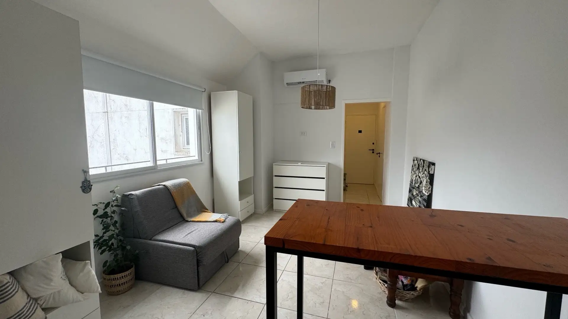 Depto 1 amb, 20m² reciclado con balcón — Microcentro