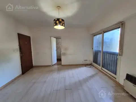 Av. Directorio al 1600 entre Thorne y Malvinas Argentinas